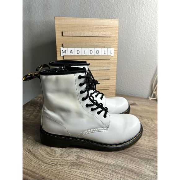 Dr. Martens Other - Dr. Martens 1460Y White Leather Lace Up Zip Up Combat Boots Size 6